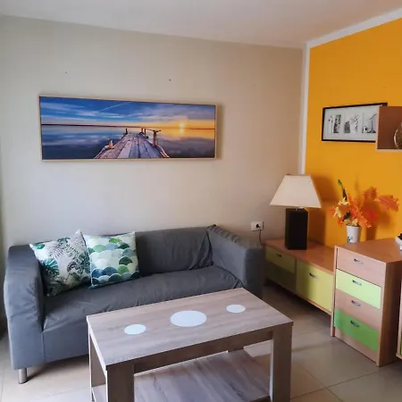 Summerland Seaview Lejlighed